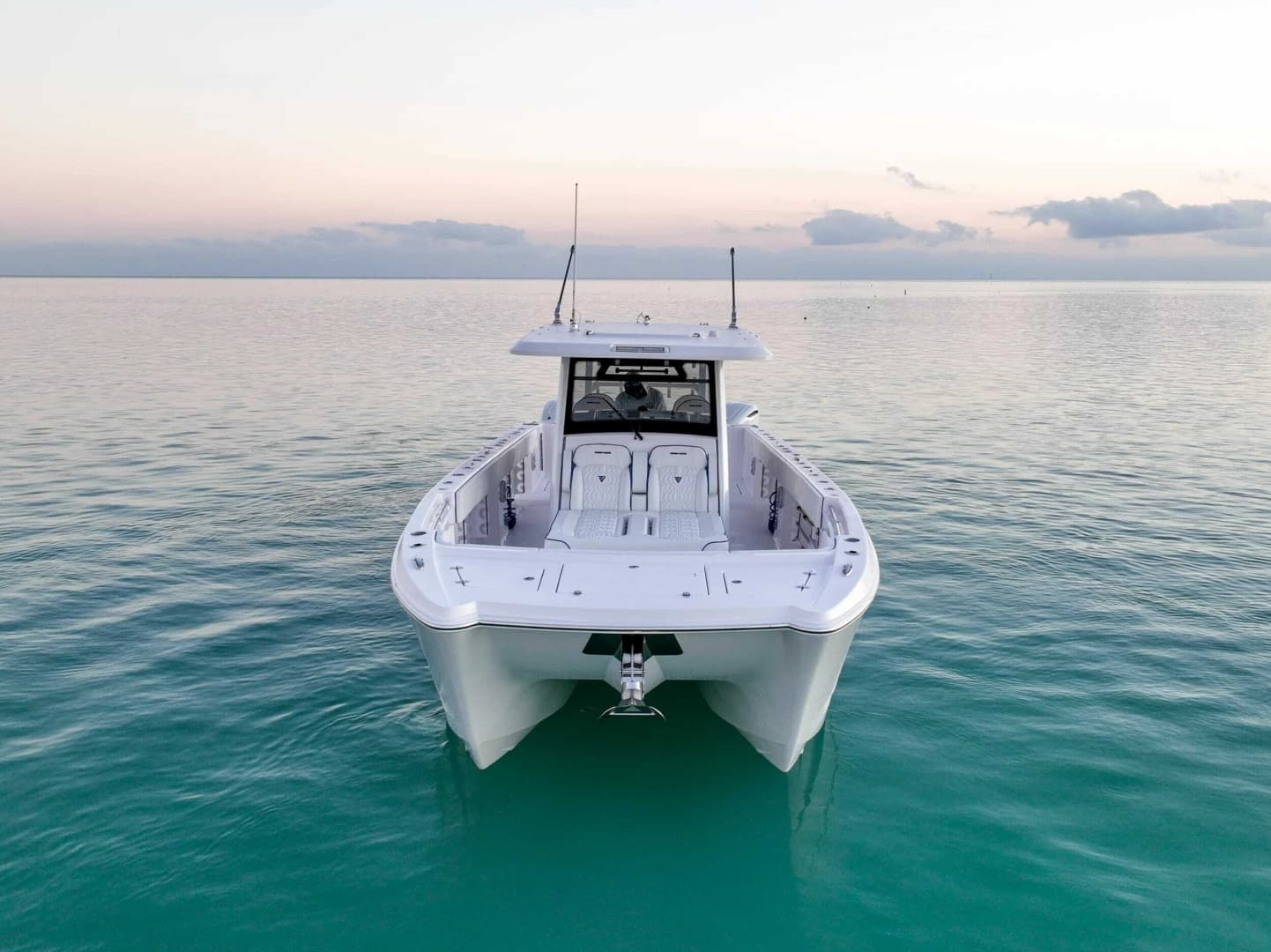 2026 Twin Vee 400 GFX2 CC - Image 3