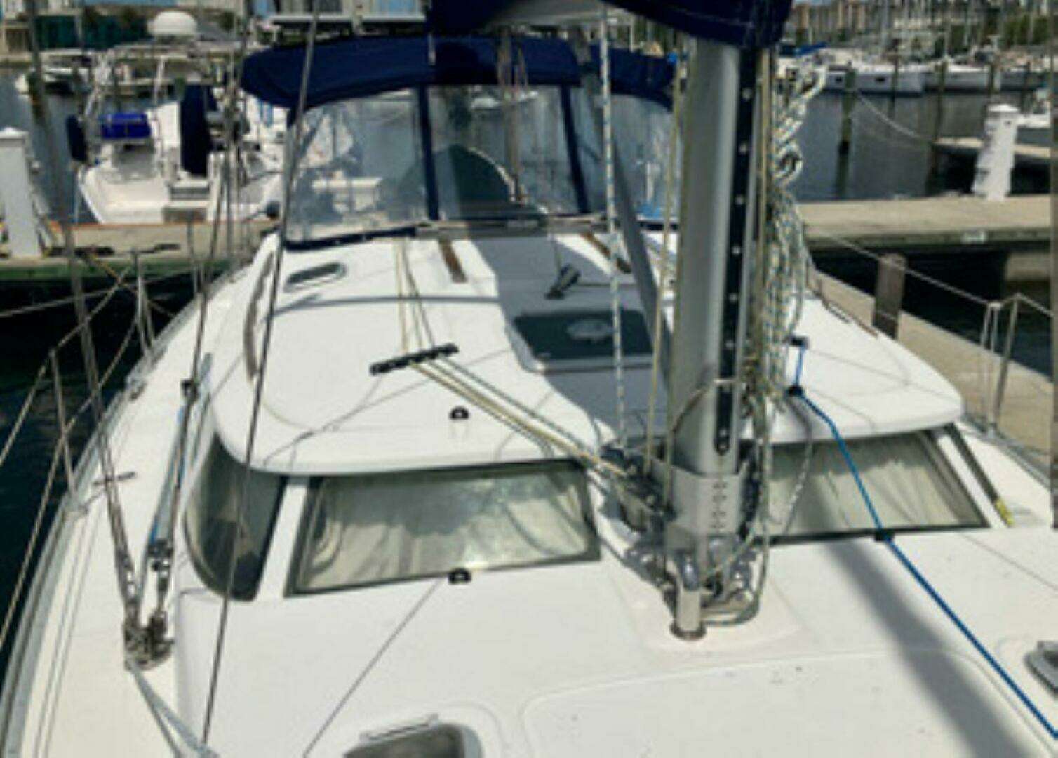 2002 Jeanneau 43DS - Image 9
