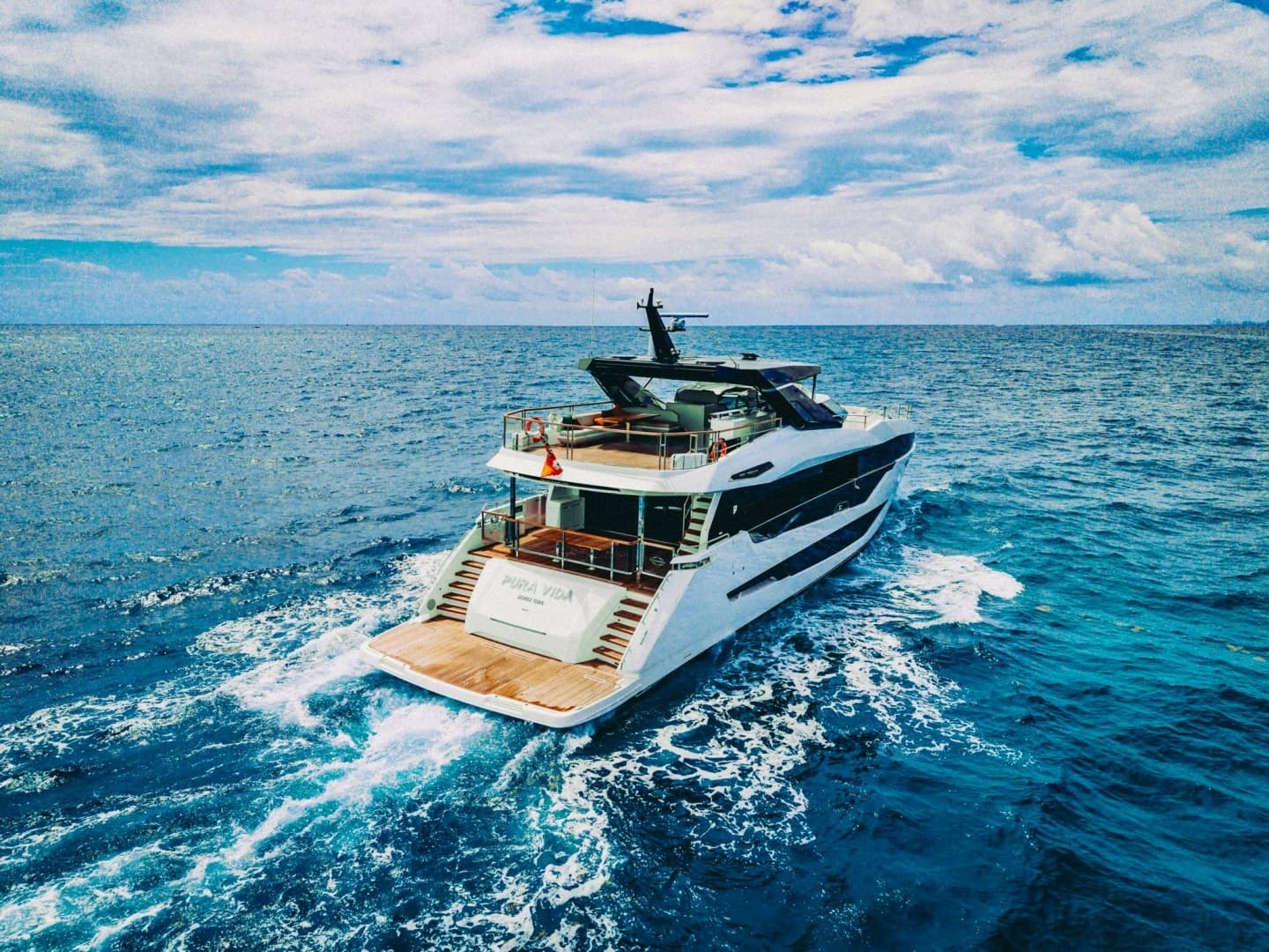 2024 Sunseeker Sunseeker 100 Yacht - Image 8