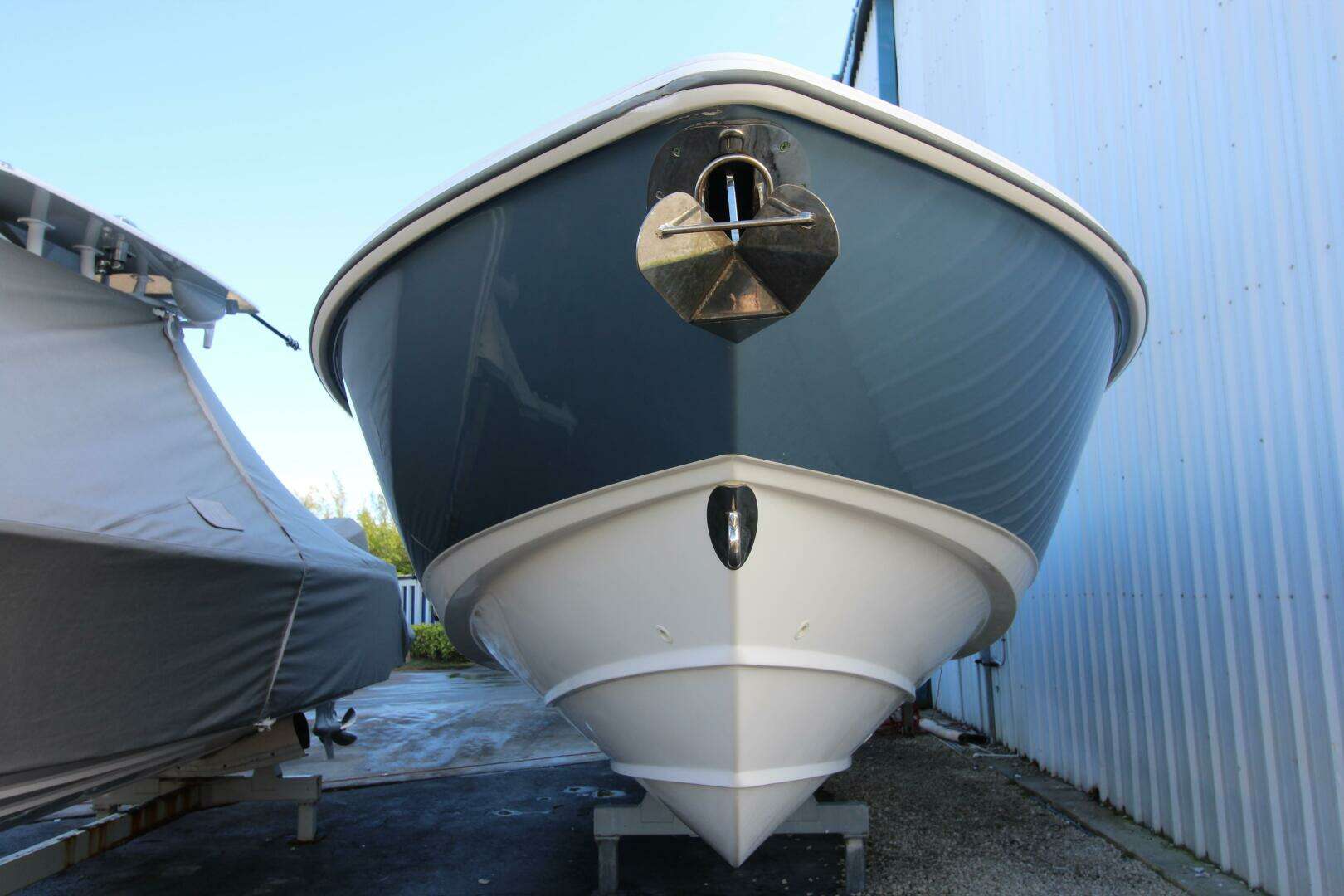 2015 Boston Whaler 320 Outrage - Image 17