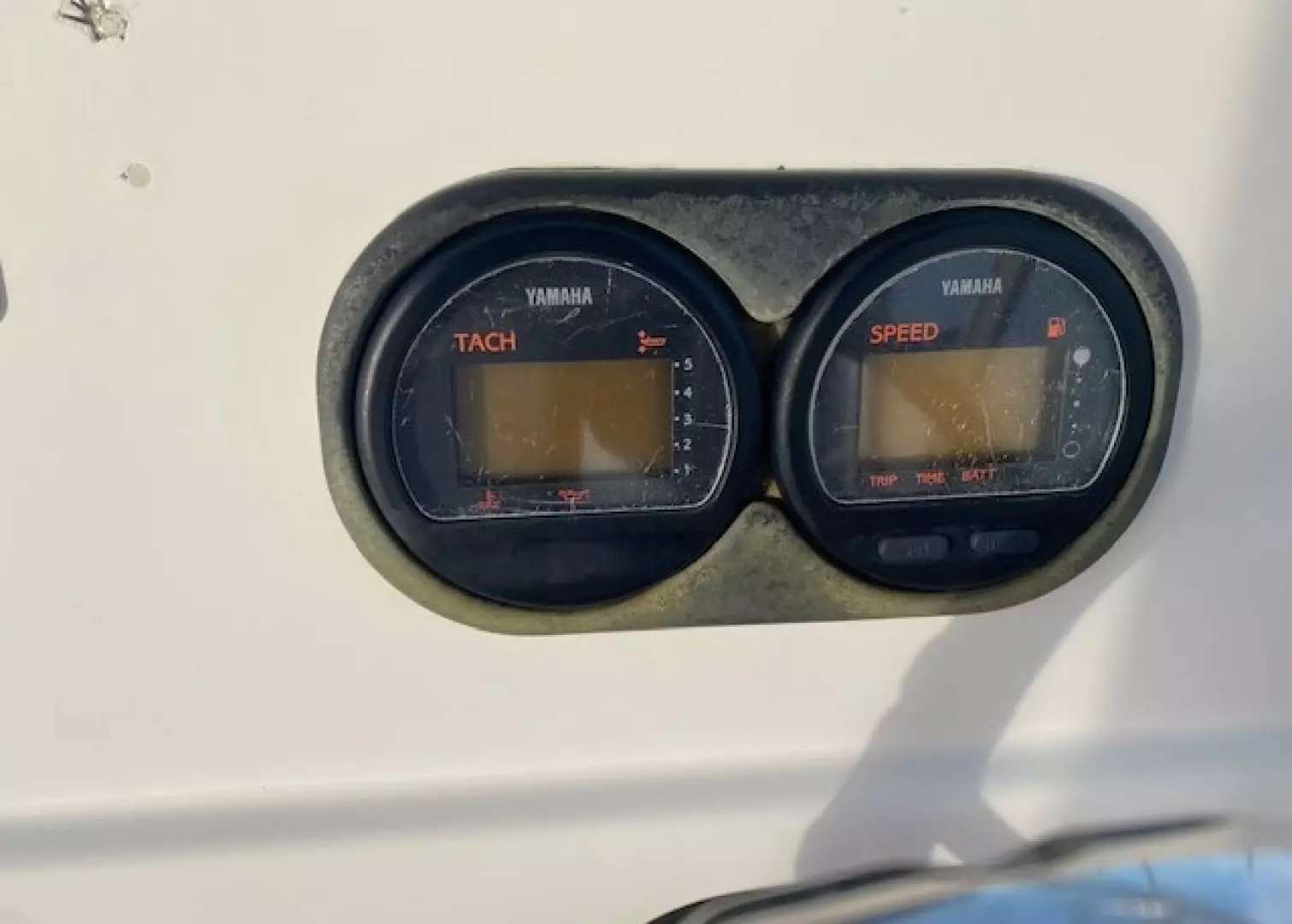 2001 Century 2300 Walkaround - Image 15