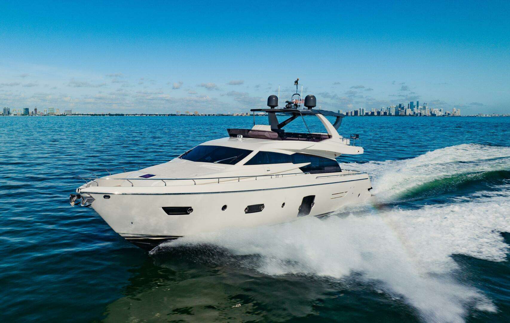 2017 Ferretti Yachts 750 - Image 6