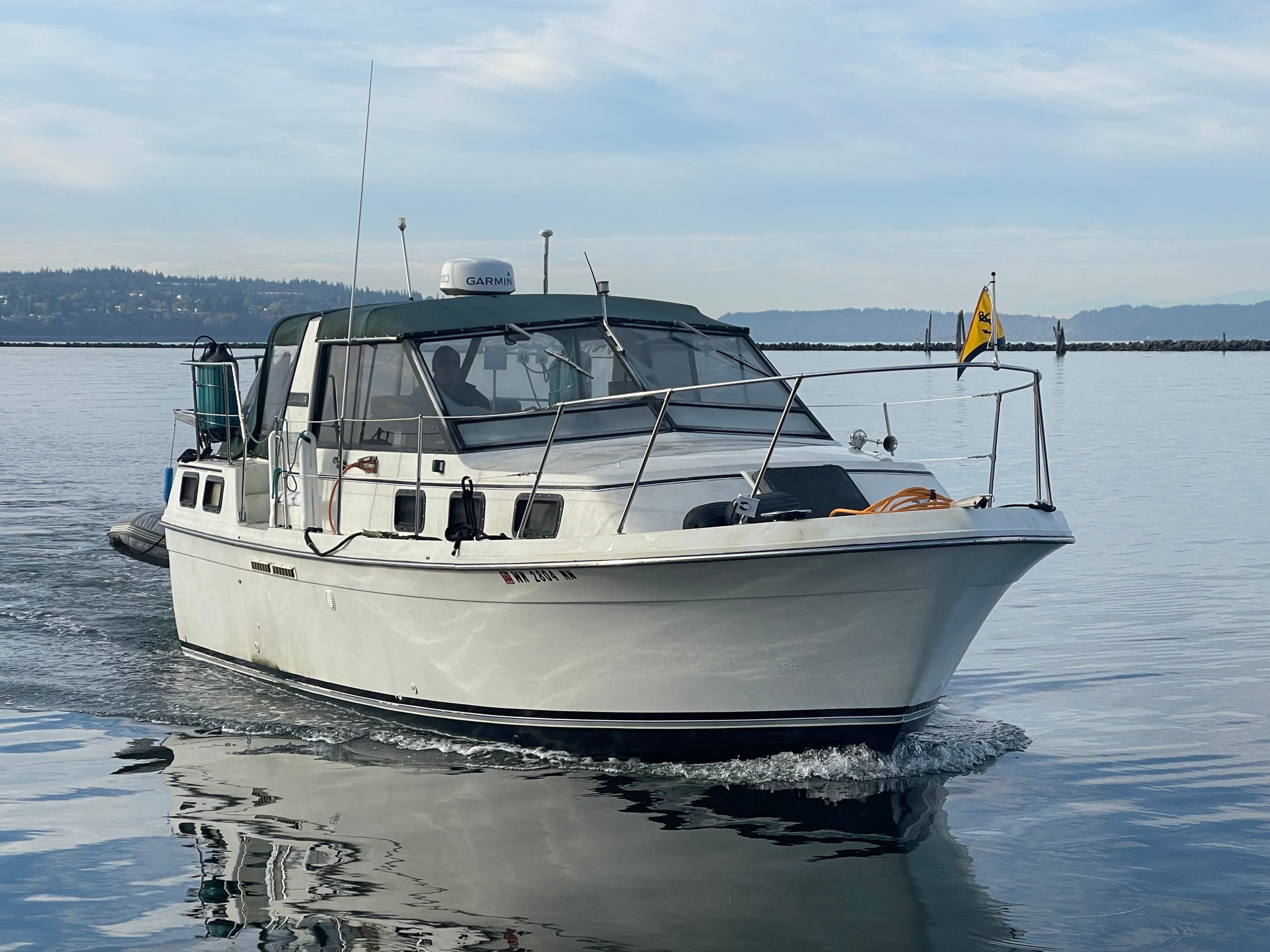 1984 Carver 28 Riviera Diesel