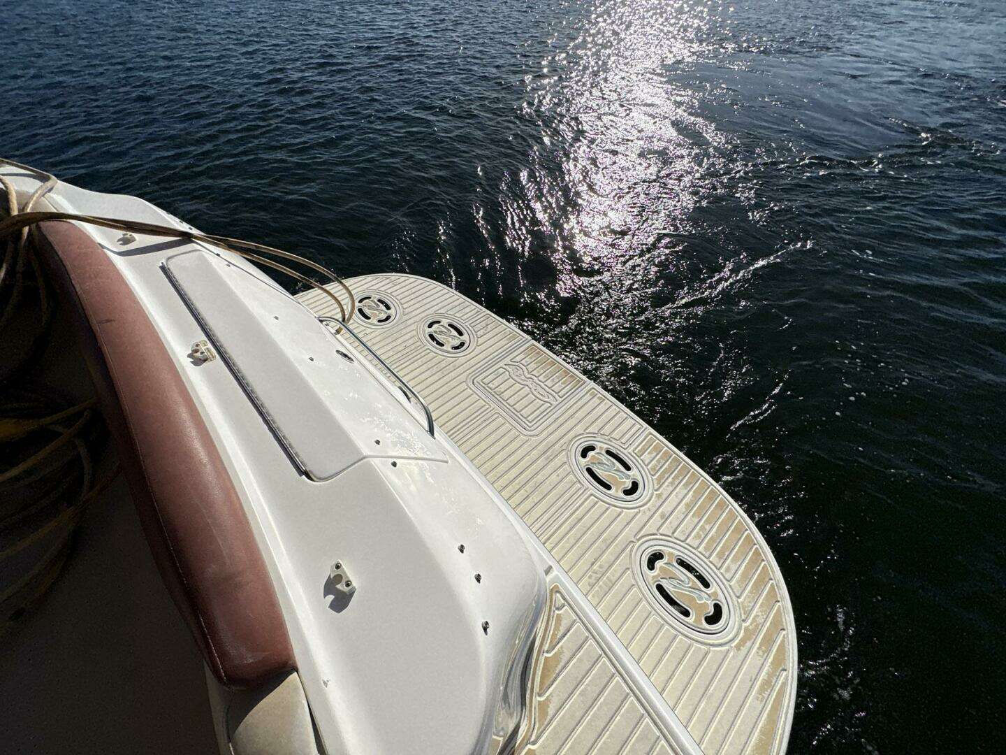 1999 Sea Ray 380 Sundancer - Image 6