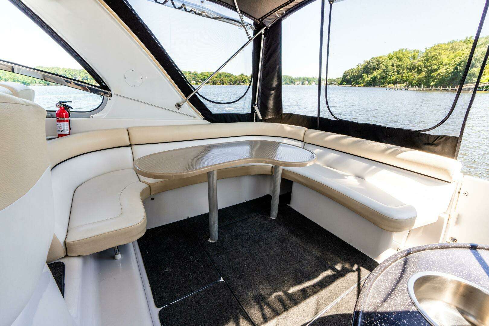 2008 Four Winns V378 - Image 25