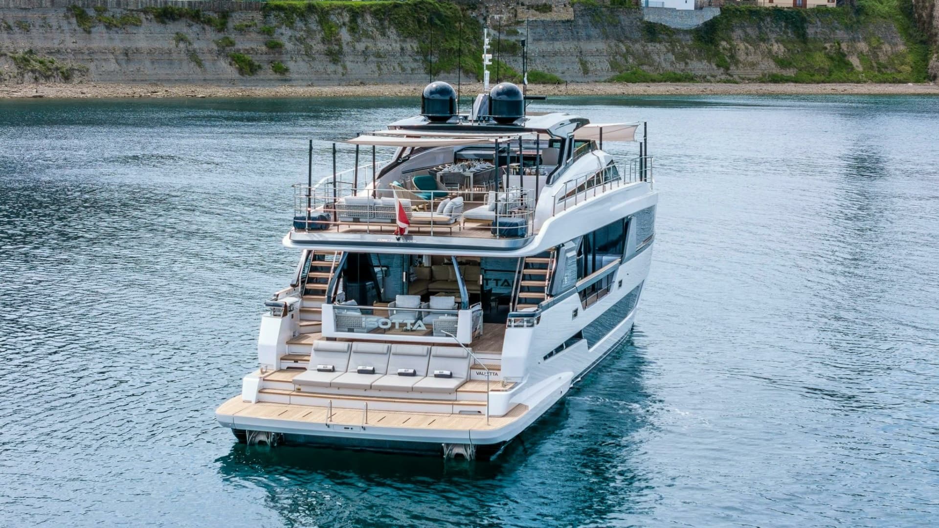 2023 Ferretti Yachts Ferretti 1000 - Image 4