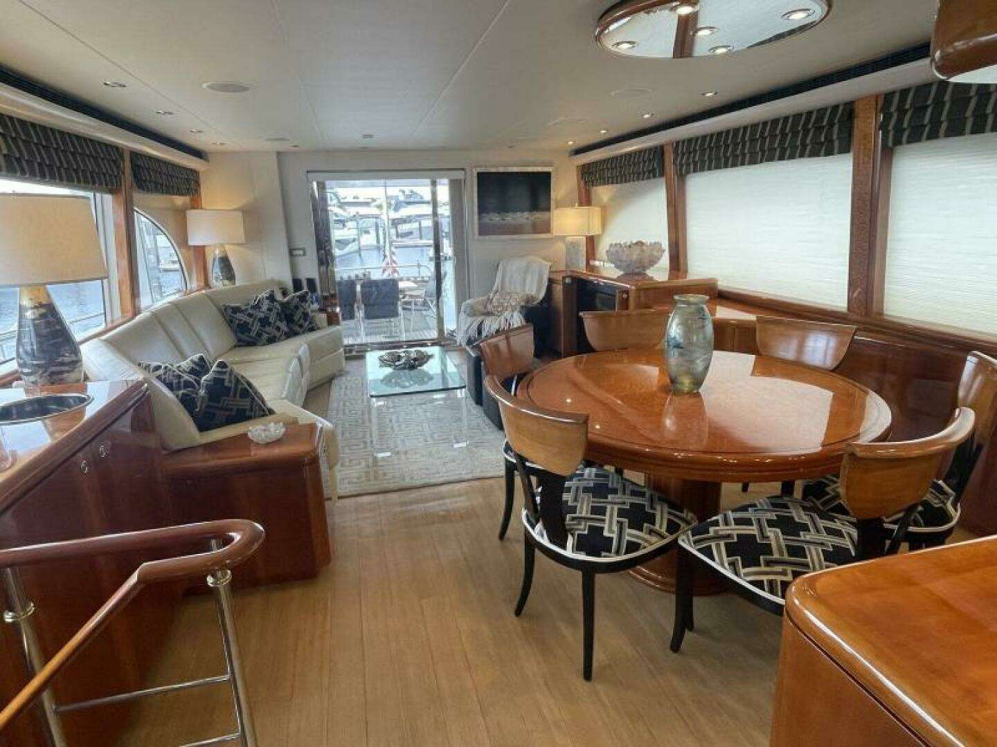 2002 Cheoy Lee Sport Motor Yacht - Image 11