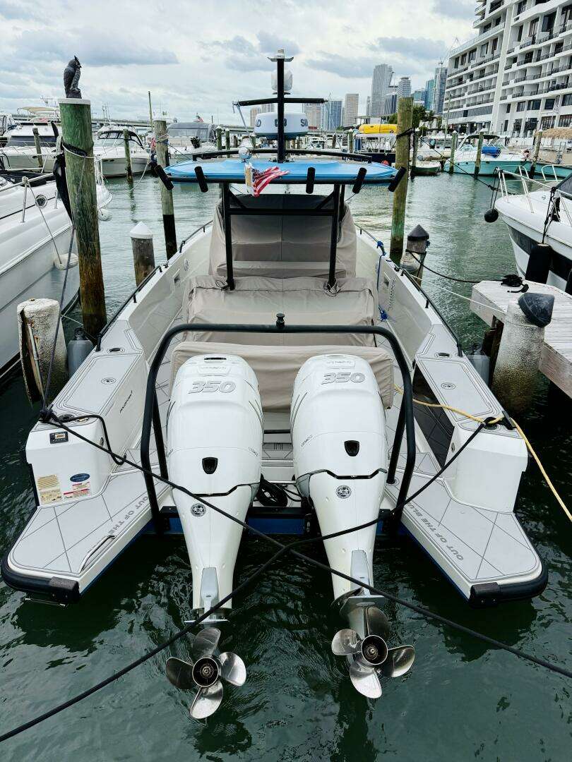 2021 Axopar 37 Sun Top - Image 6