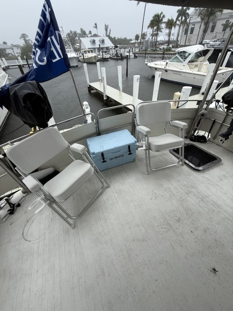 1988 President 35 Double Cabin - Image 8