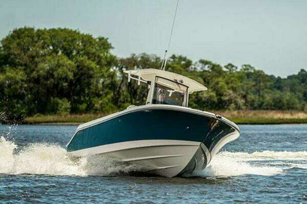 2025 Edgewater 262CC - Image 1