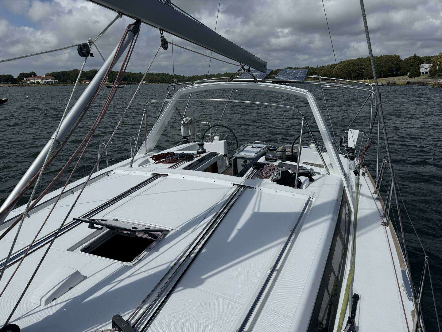 2013 Beneteau Oceanis 45 - Image 11
