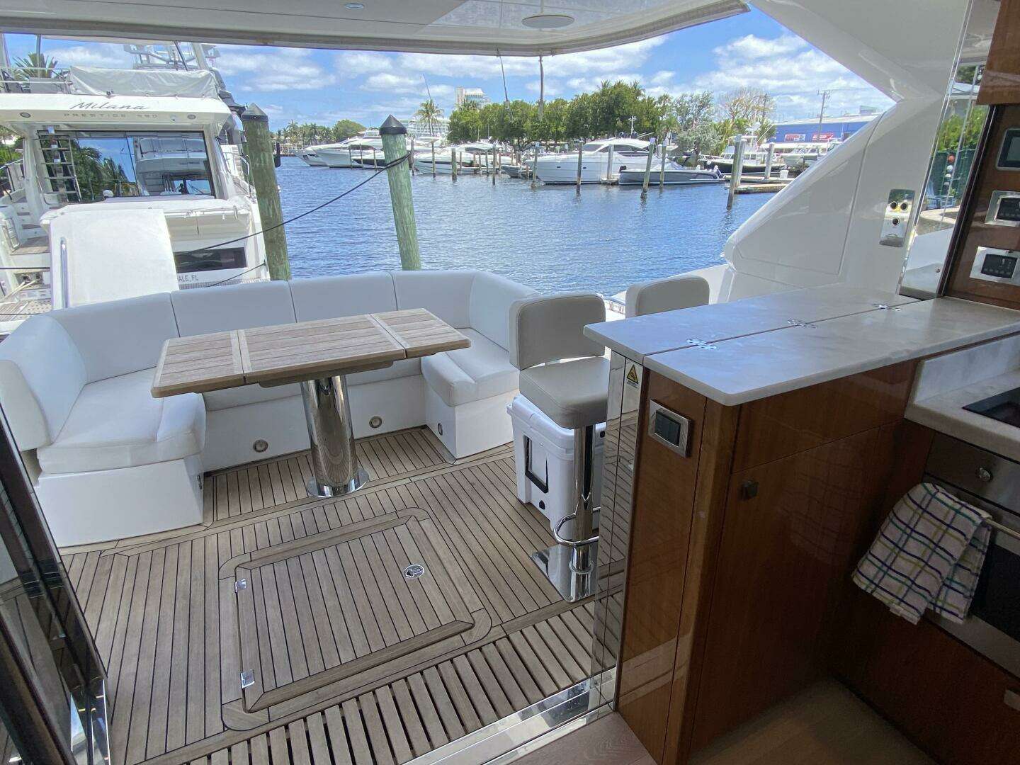 2017 Sunseeker 52 Manhattan - Image 16