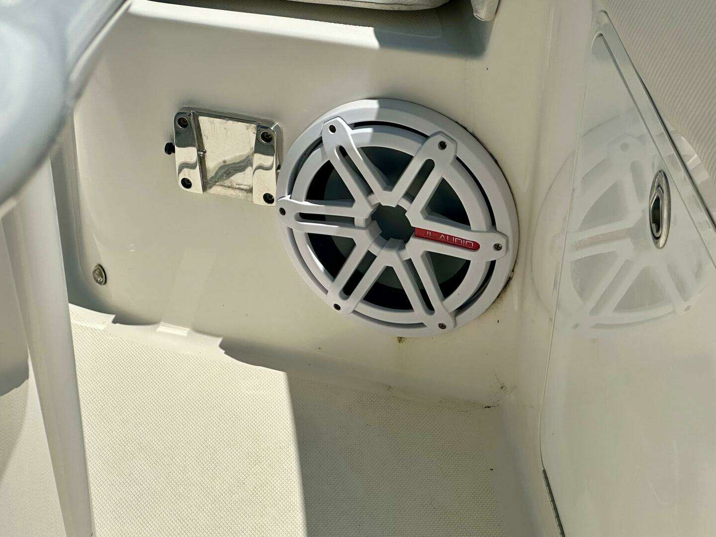 2019 Wellcraft 262 Fisherman - Image 5