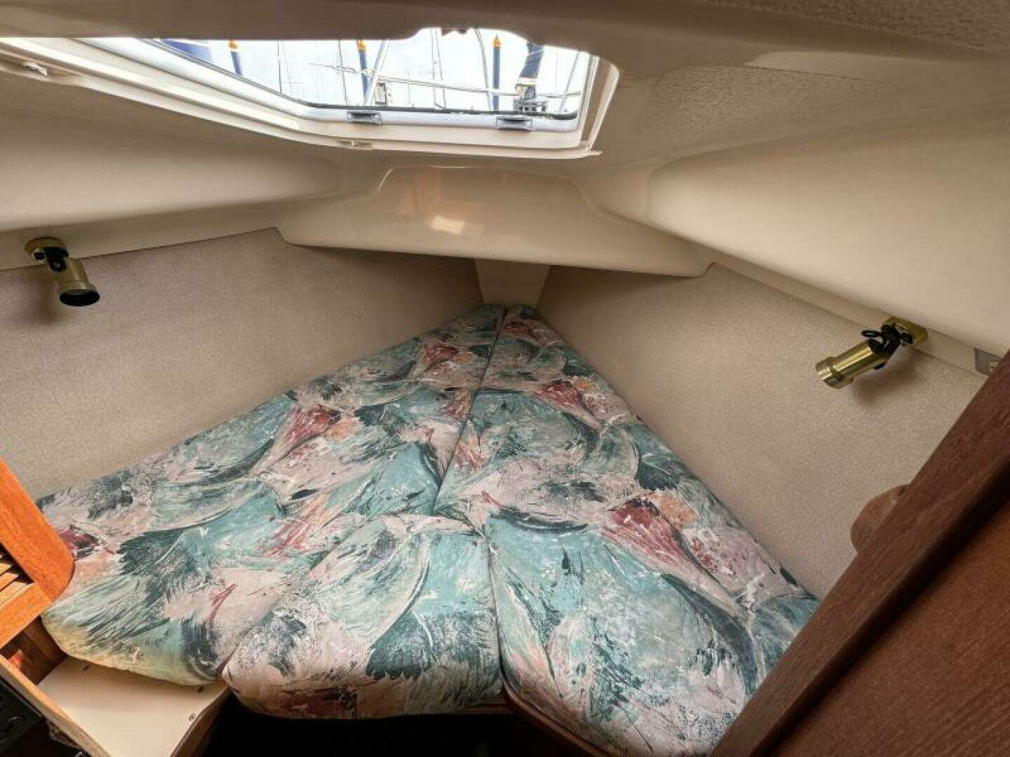 1995 Hunter 336 - Image 27