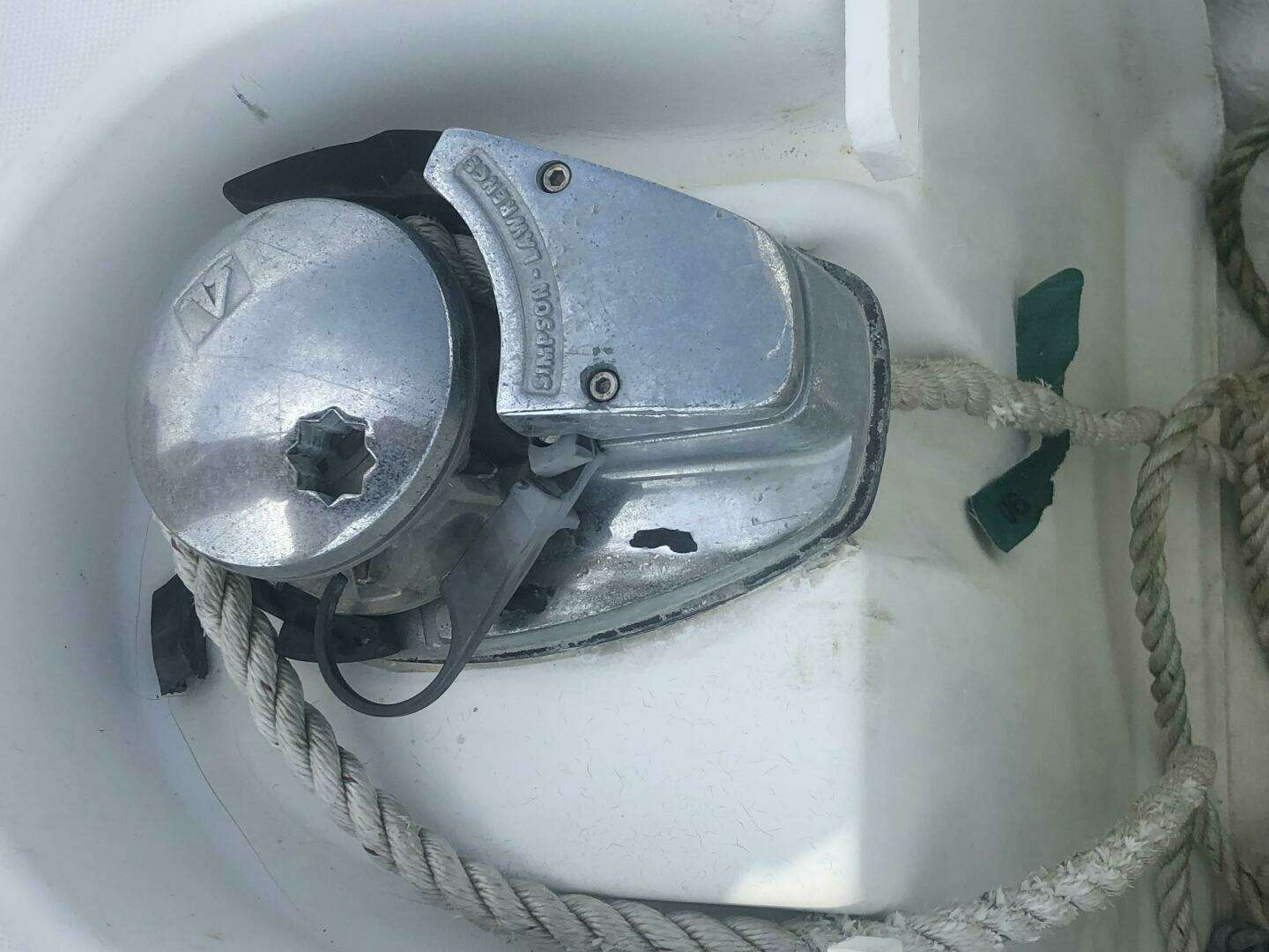 2000 Beneteau 361 - Image 27