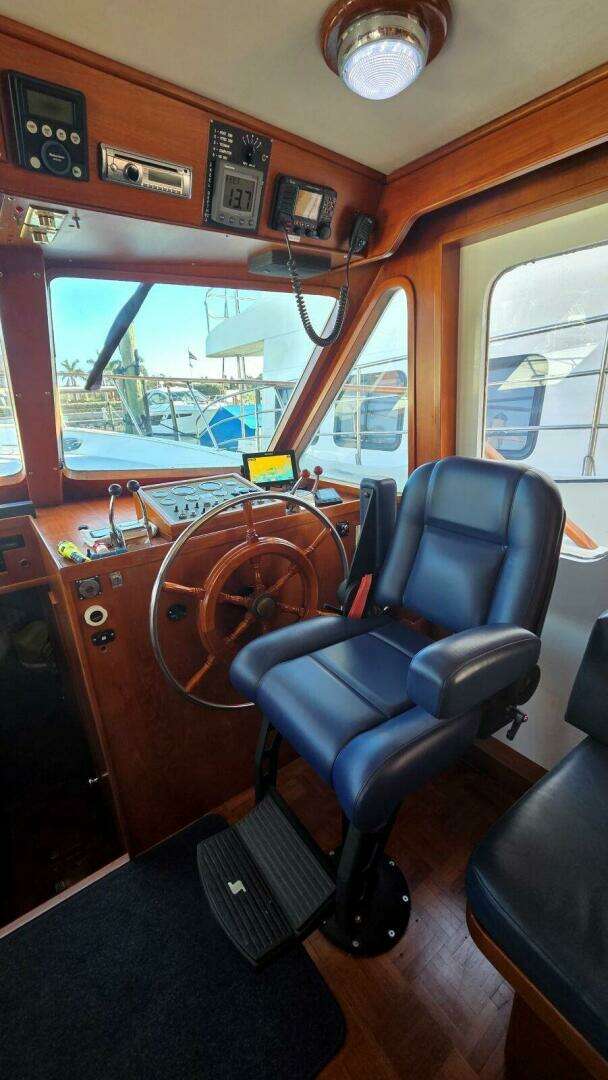 1987 DeFever 48 Tri Cabin - Image 35