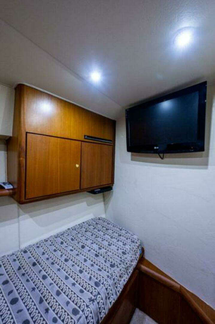 1999 Ocean Yachts 60 Convertible - Image 53