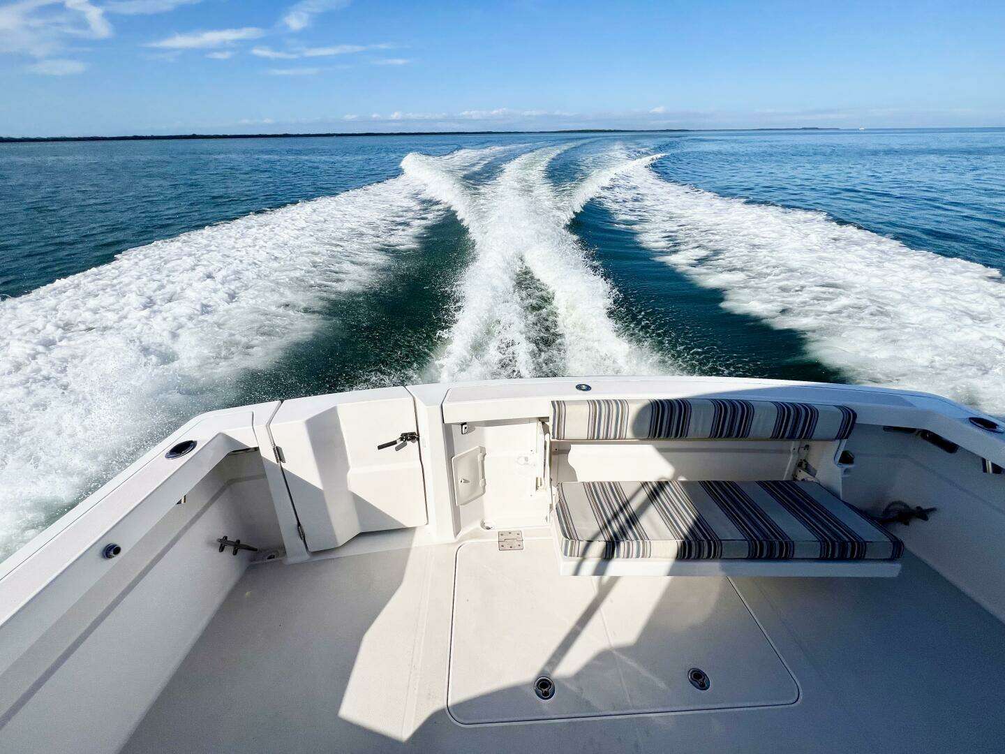 2006 Sabre 38 Hard Top Express - Image 6