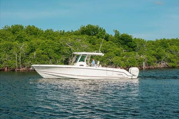 2019 Boston Whaler 330 Outrage - Image 1