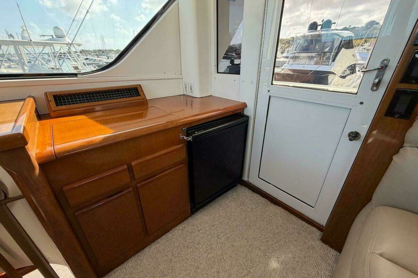 1999 Viking 58 Convertible - Image 28