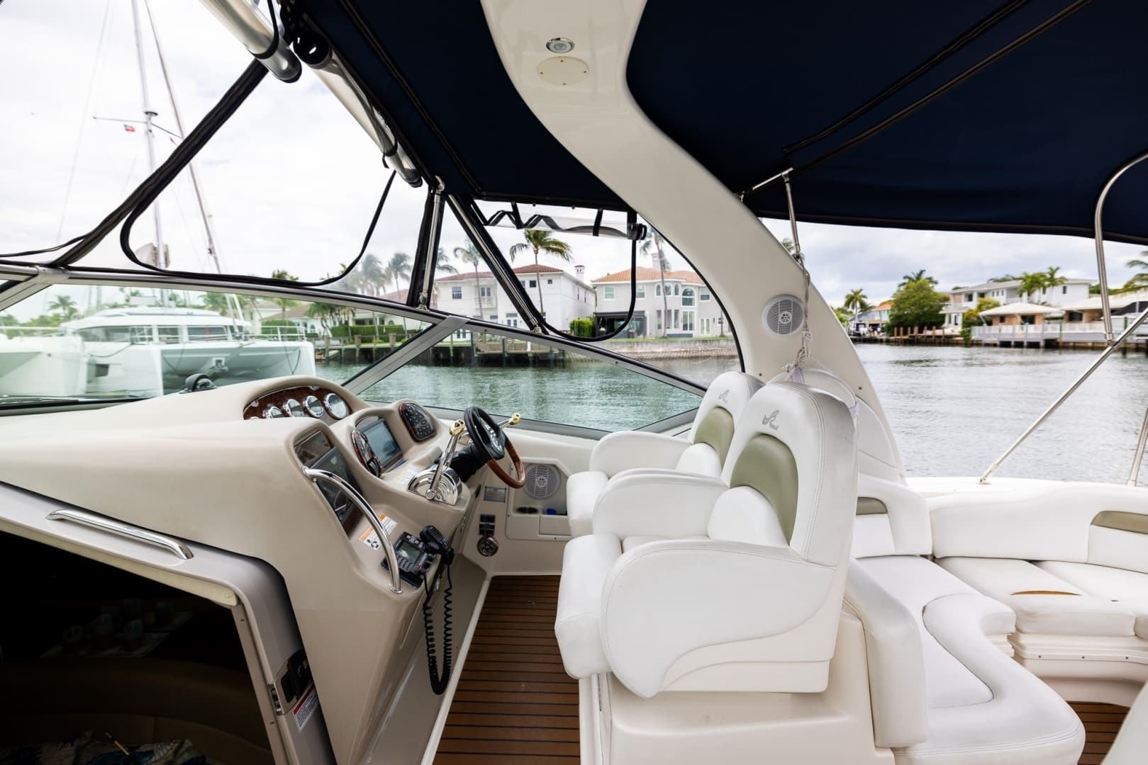 2007 Sea Ray 340 Sundancer - Image 18