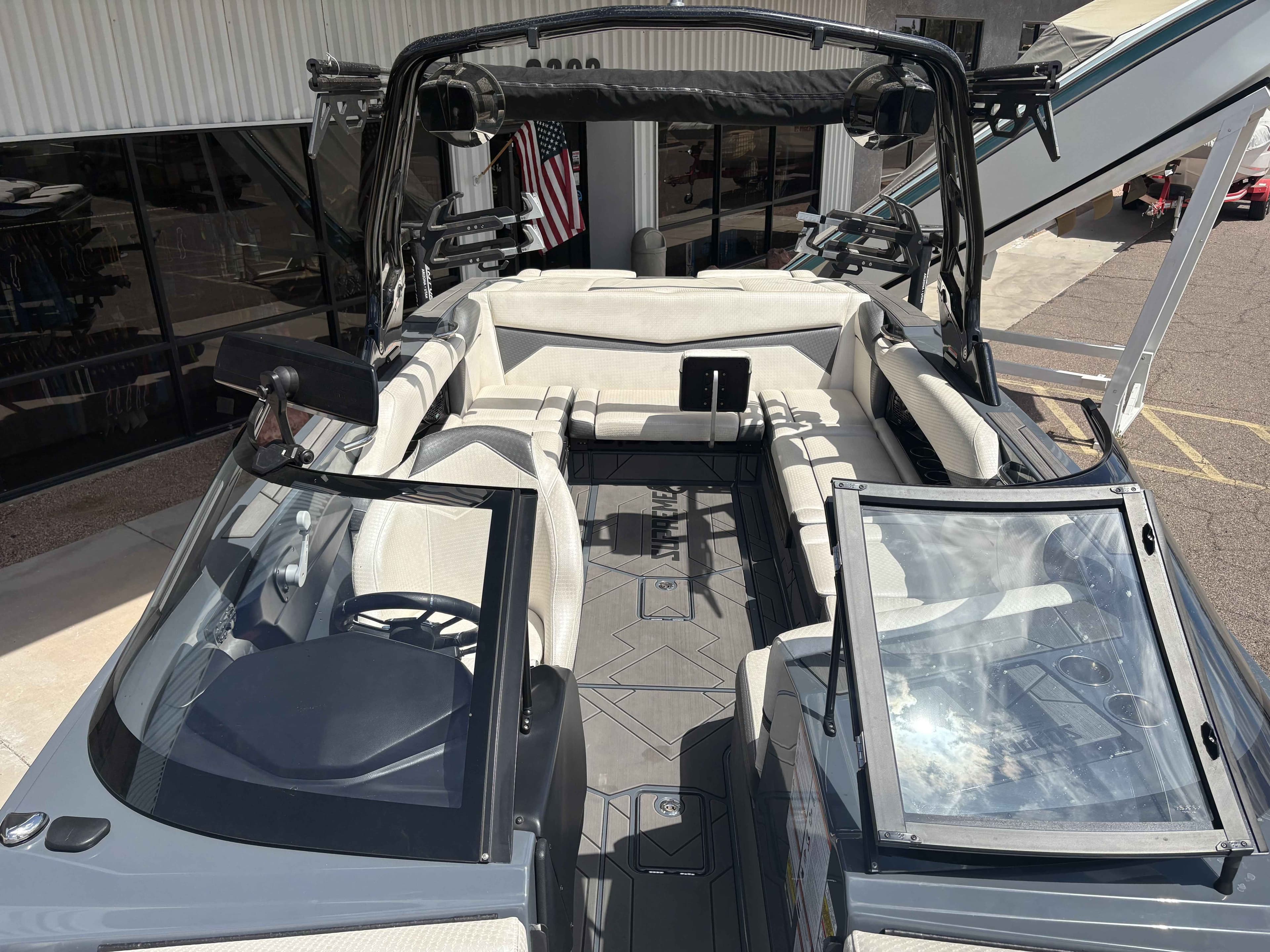2024 Supreme S240 - 9