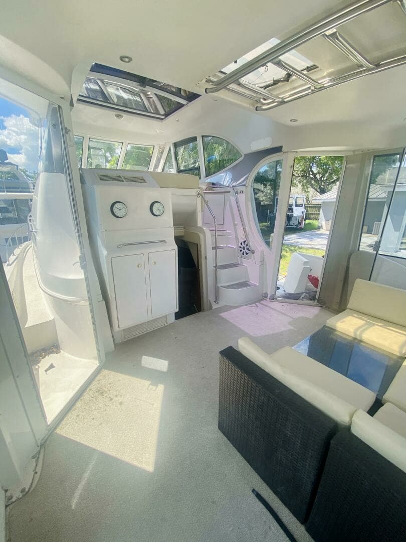 2000 Carver 506 Motor Yacht - Image 15