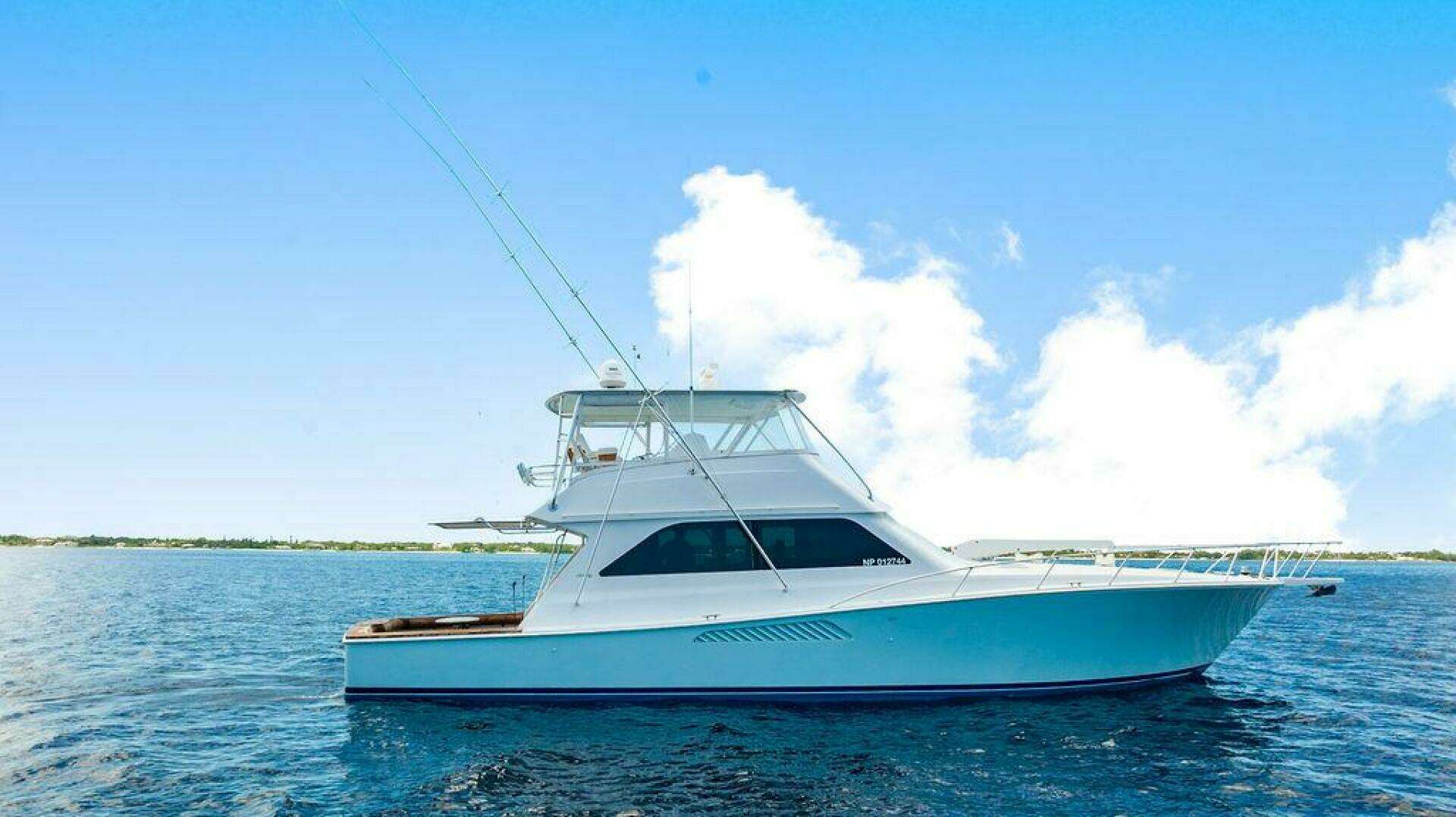 1999 Viking 55 Convertible - Image 6