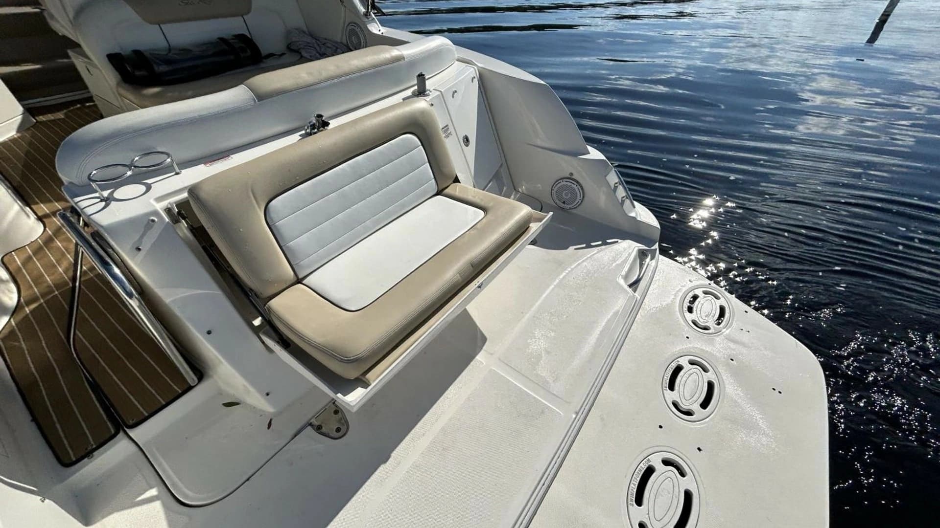 2009 Sea Ray 310 Sundancer - Image 5