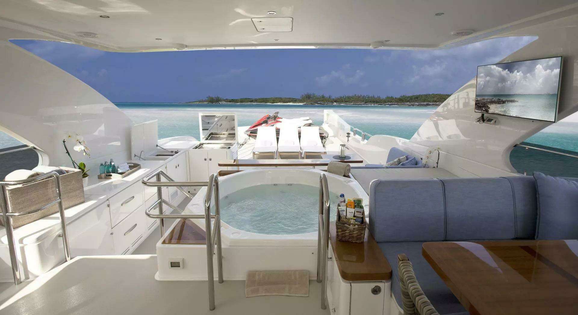 2016 Hargrave Raised Pilothouse - Image 4