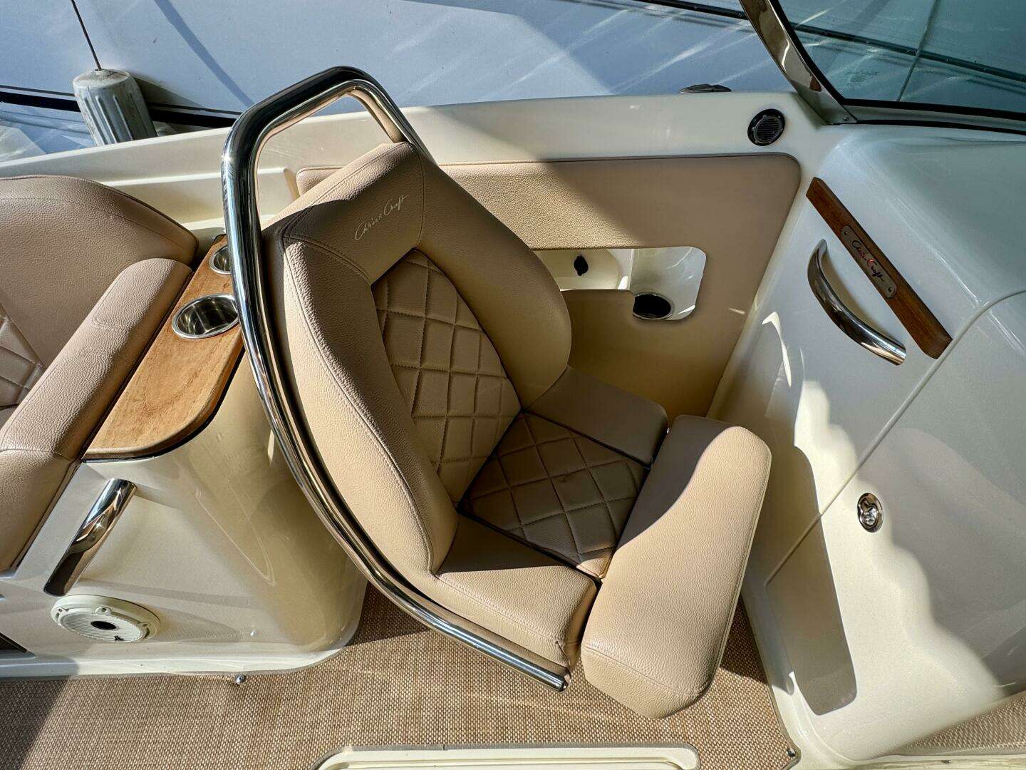 2018 Chris-Craft Launch 27 Heritage Trim Edition - Surf - Image 34