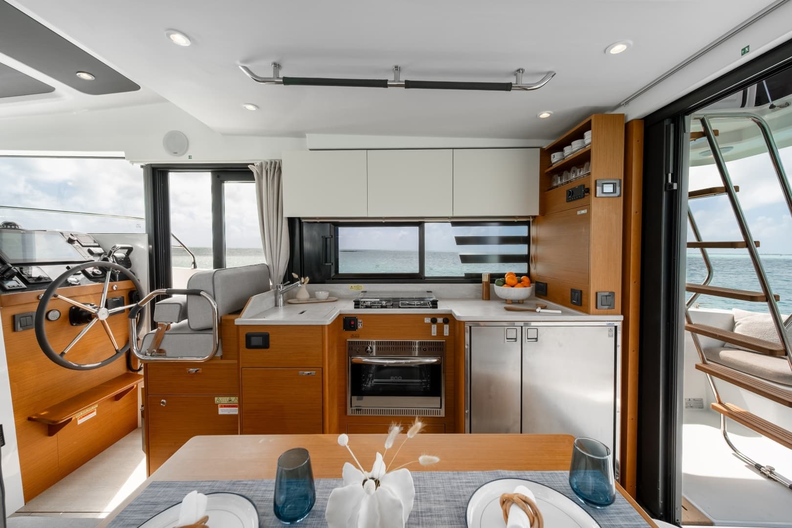 2027 Beneteau Swift Trawler 37 - Image 8