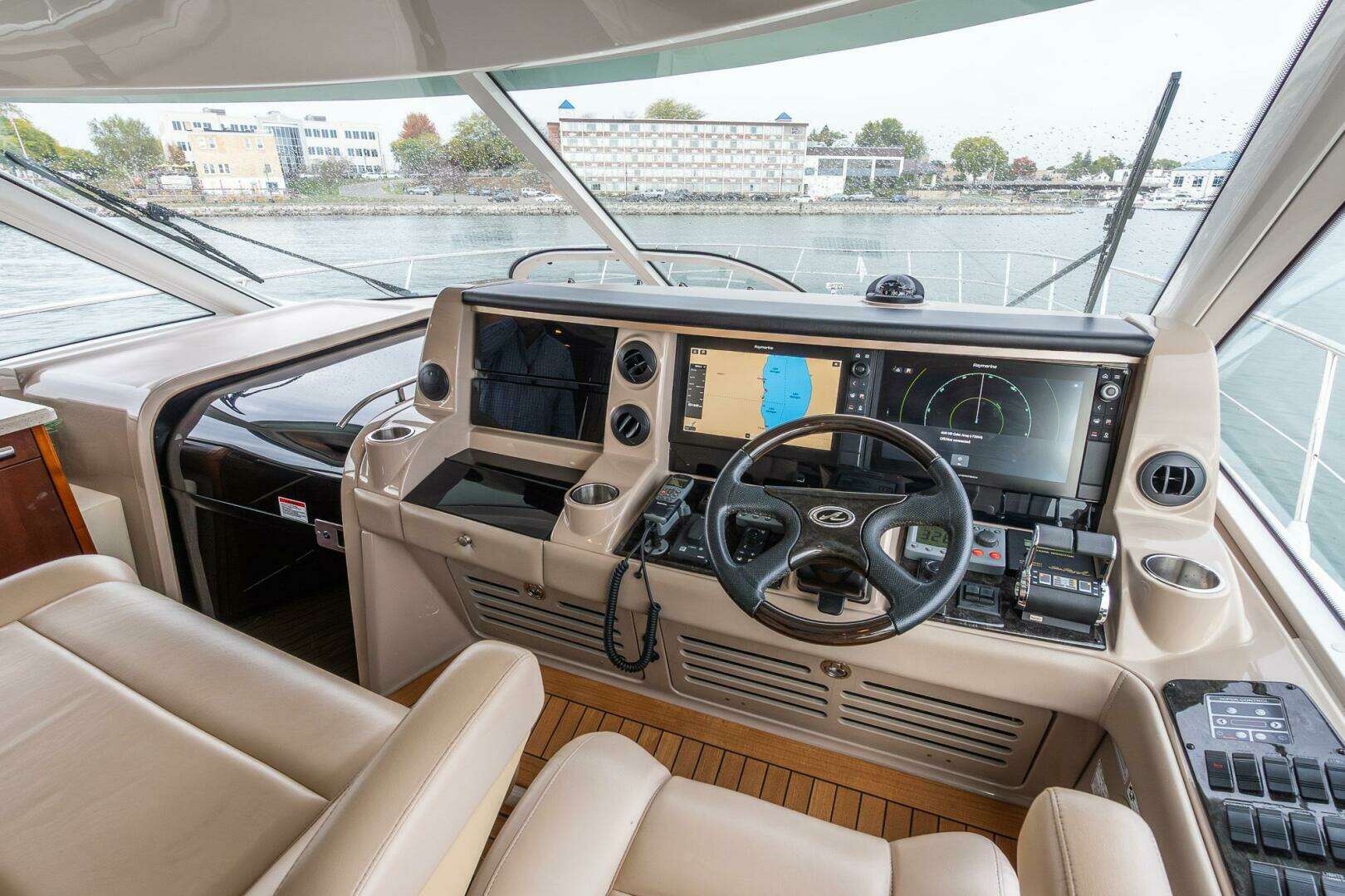 2008 Sea Ray 60 Sundancer - Image 33