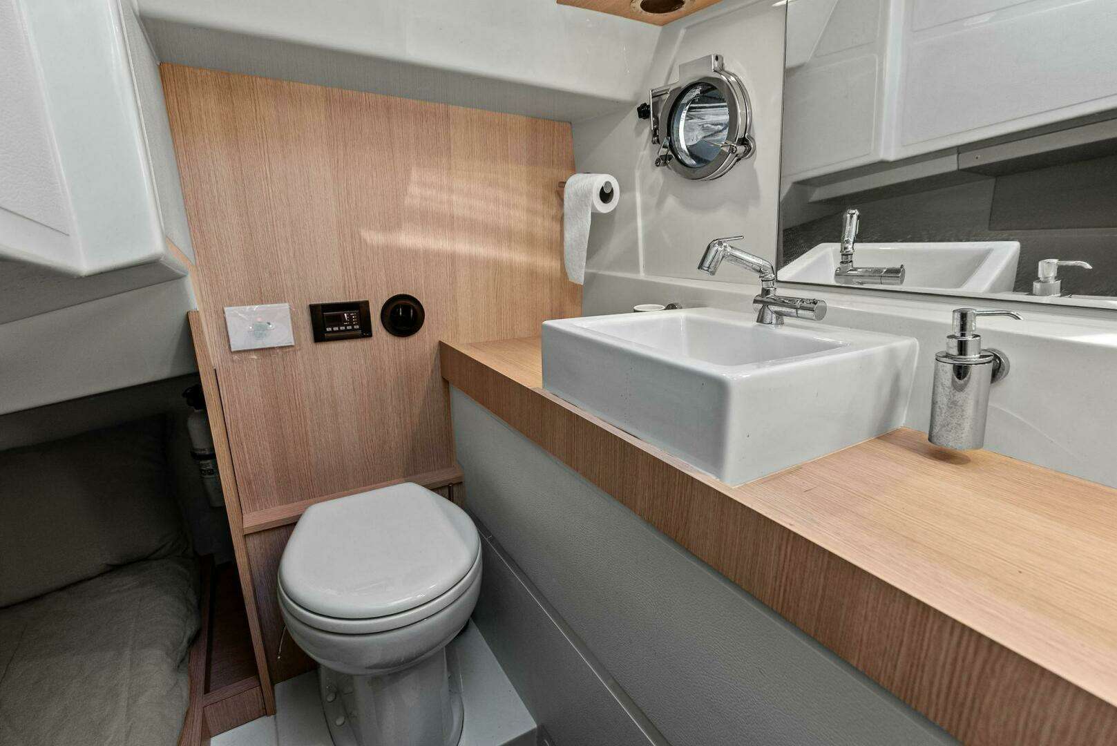 2015 Riva 63 Virtus - Image 67