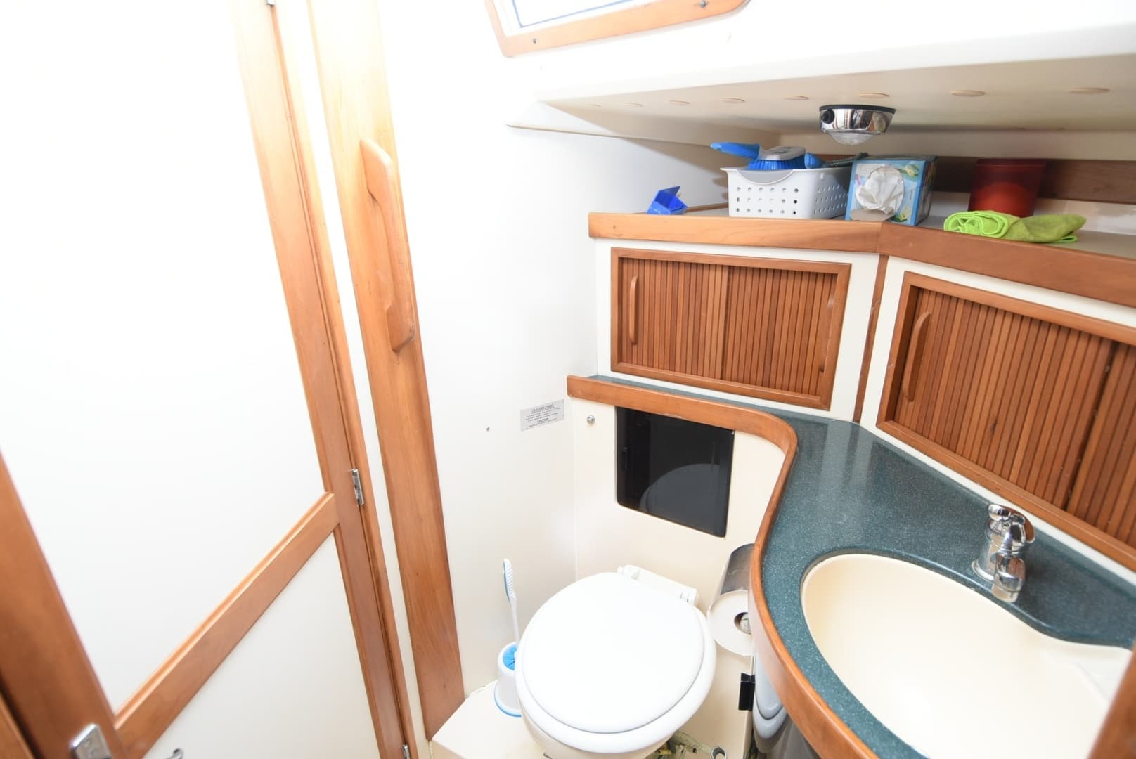 1996 Sabre 402 - Image 29