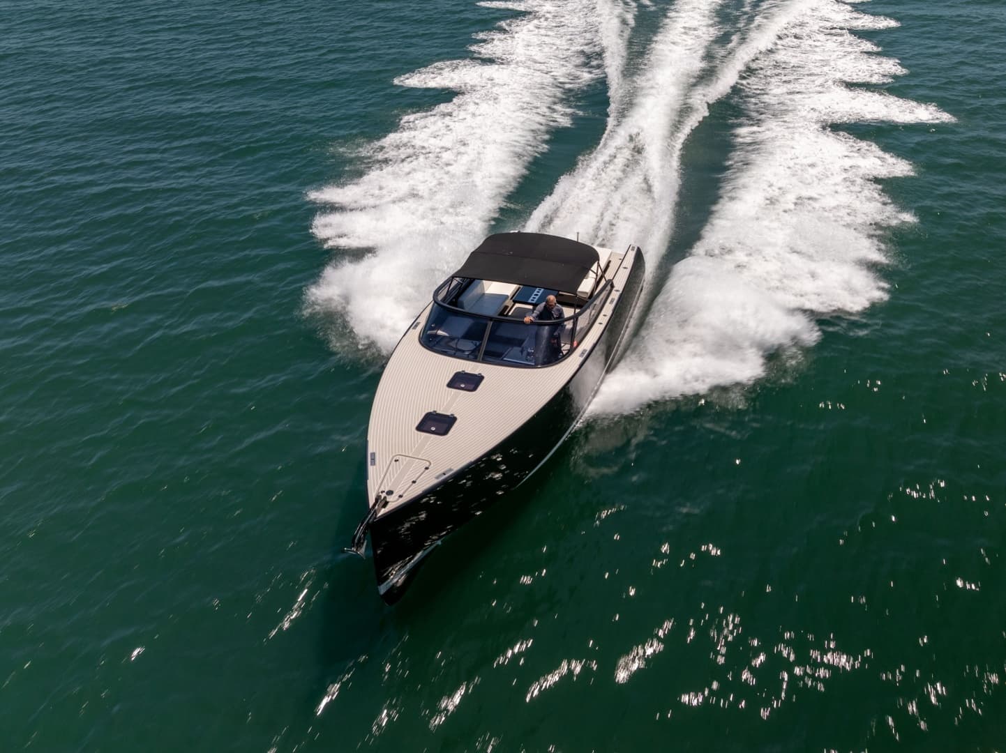 2016 VanDutch VanDutch 40 - Image 34