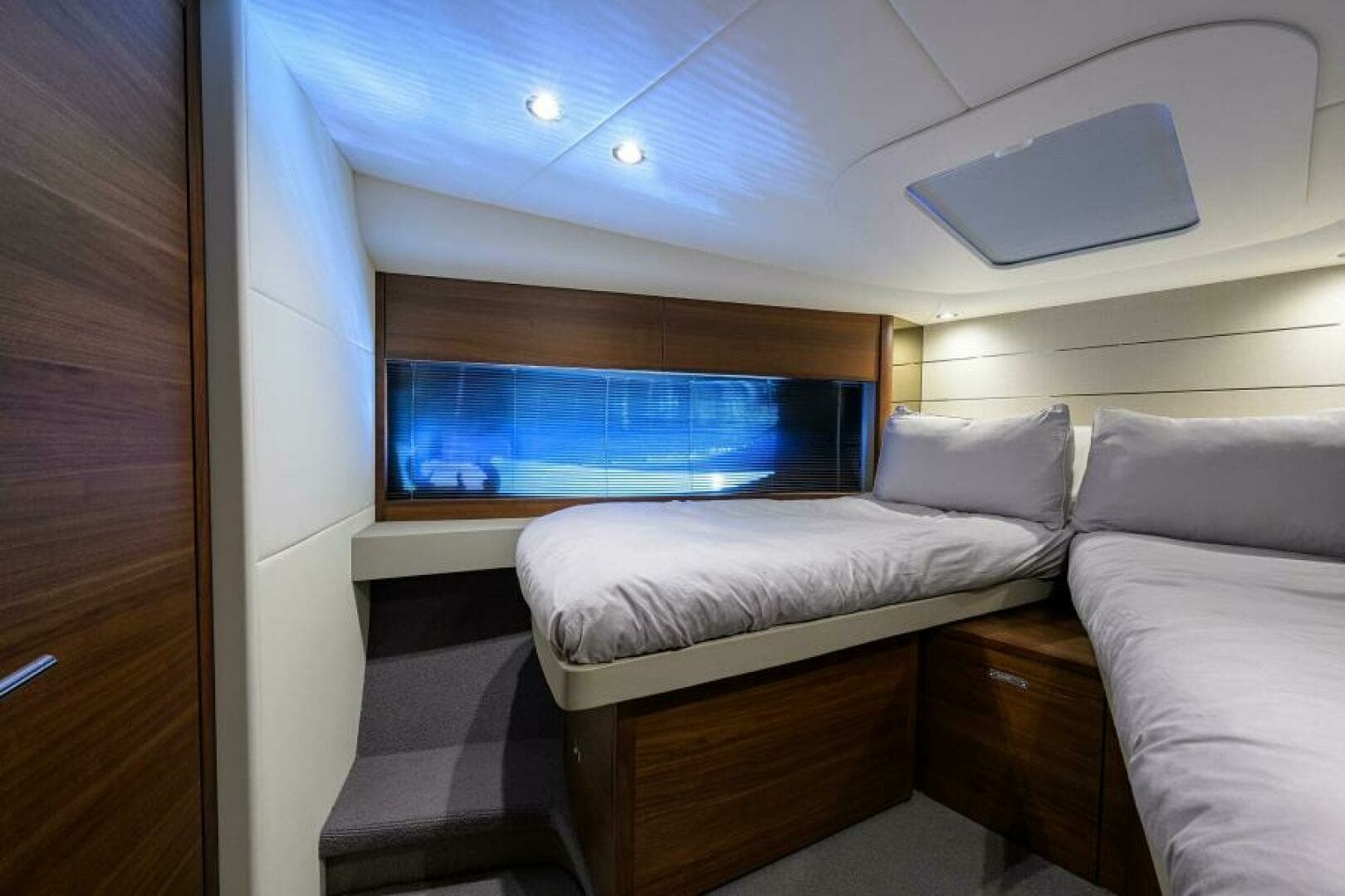 2022 Princess V50 Open - Image 13