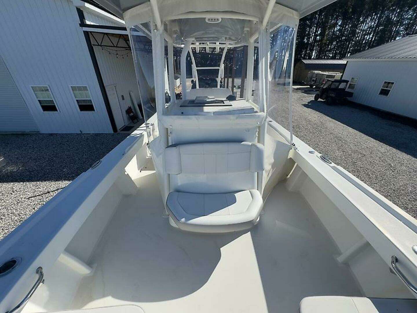 2022 Parker 2801 - Image 15