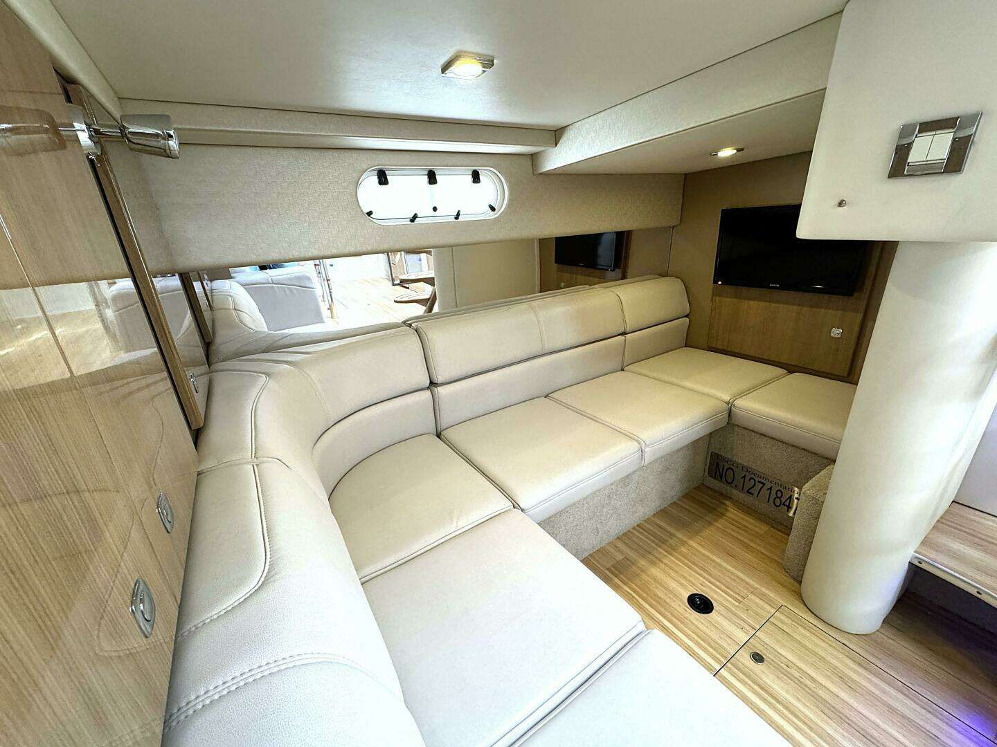2016 Formula Performance Cruiser - Image 20