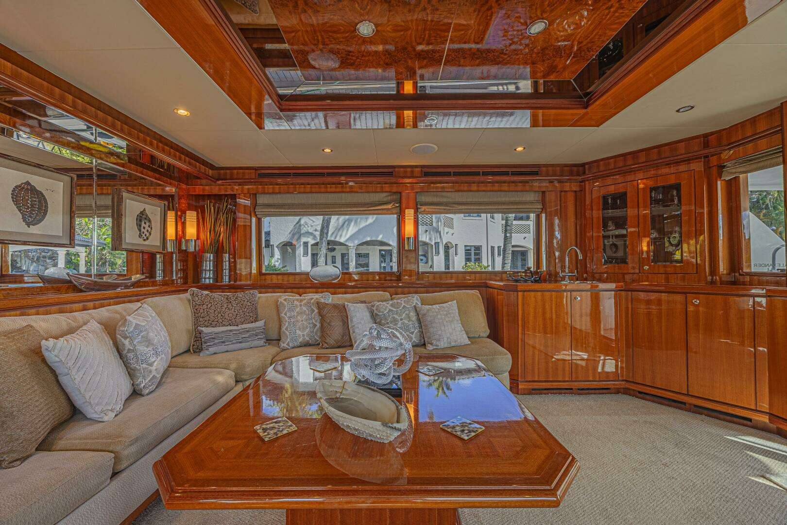 2010 Ocean Alexander 74 Motoryacht - Image 27