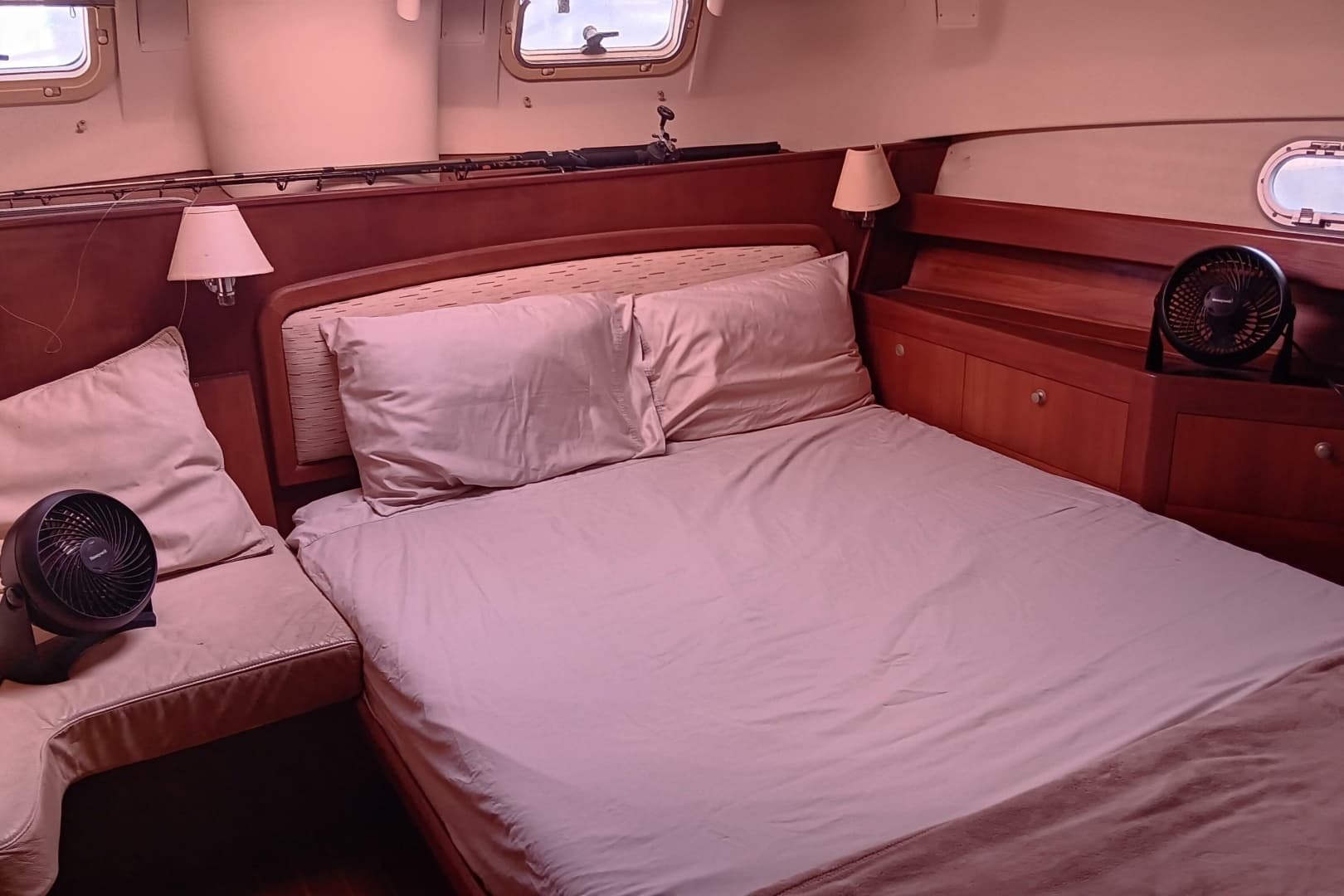 1998 Hunter Passage 450 - Image 31