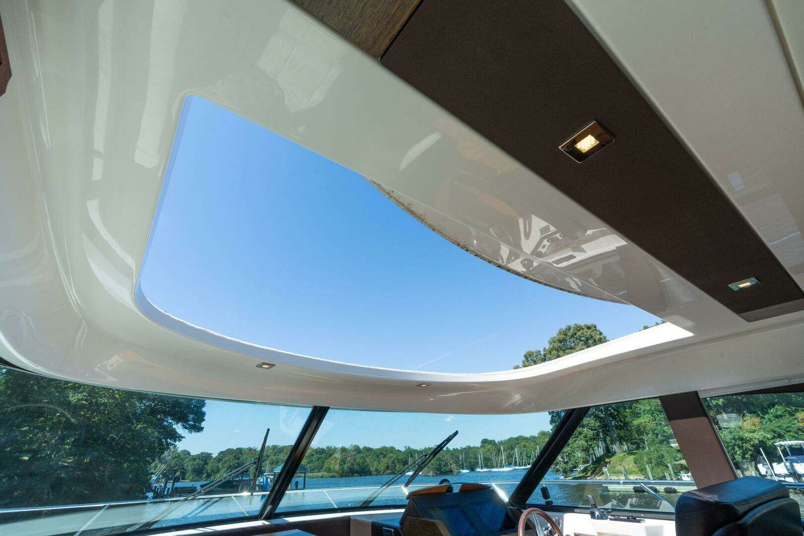 2015 Tiara Yachts 44 Coupe - Image 14