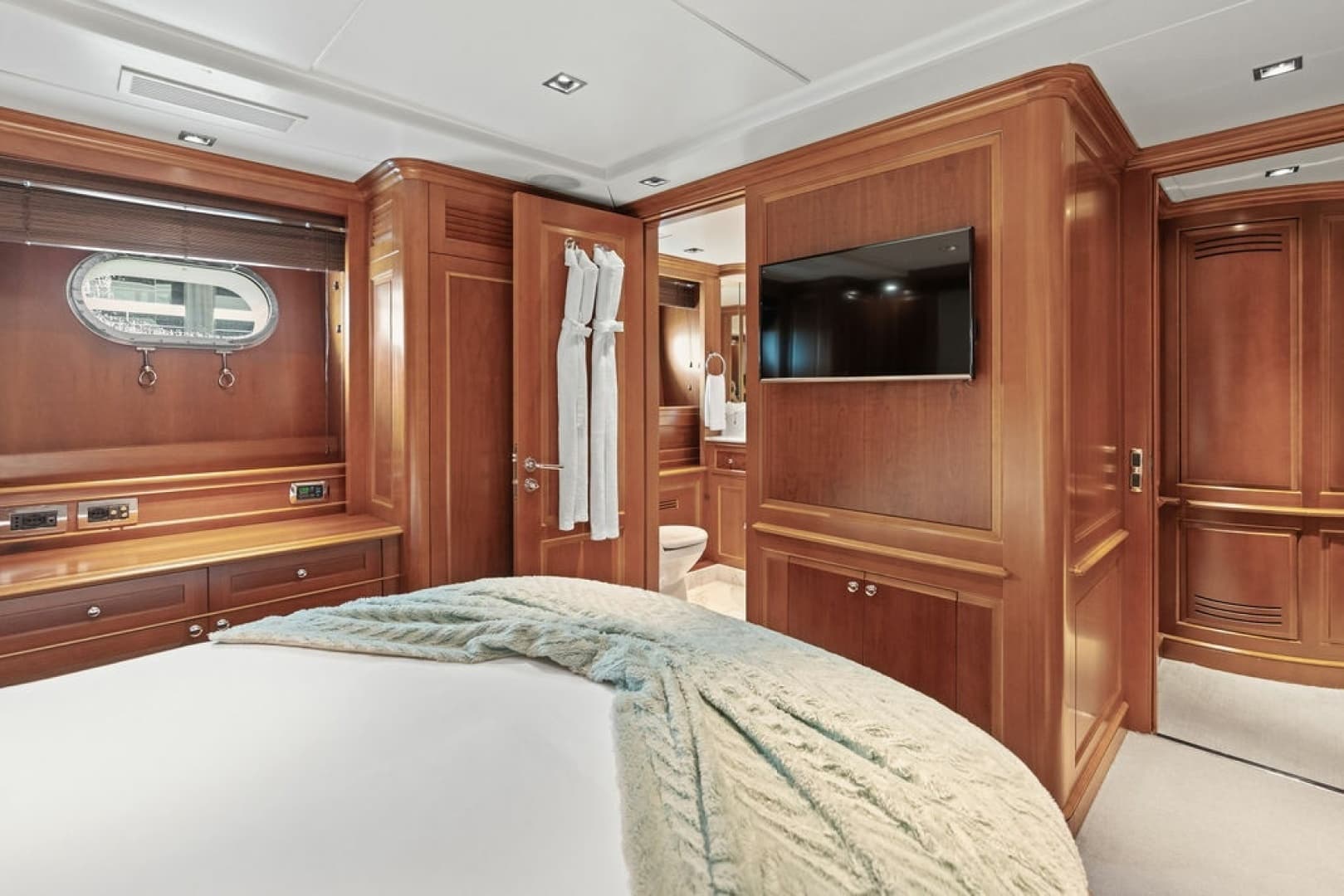 2008 Benetti 121 Classic - Image 57