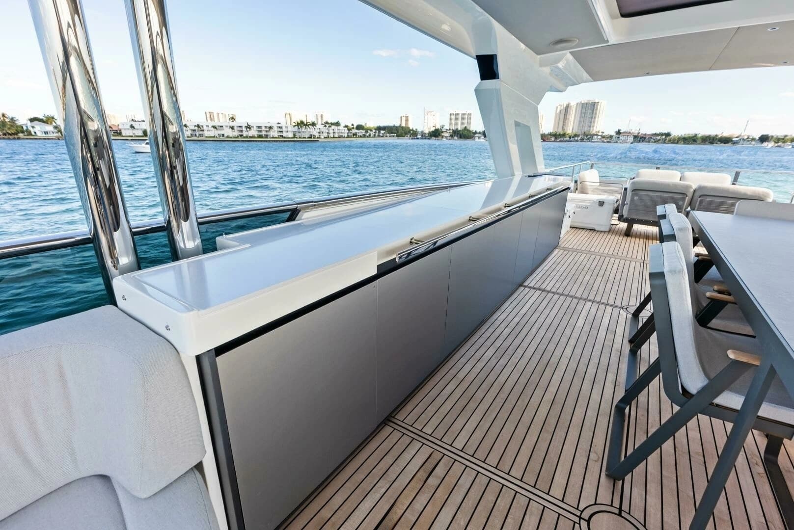 2025 Absolute 75 Navetta - Image 66