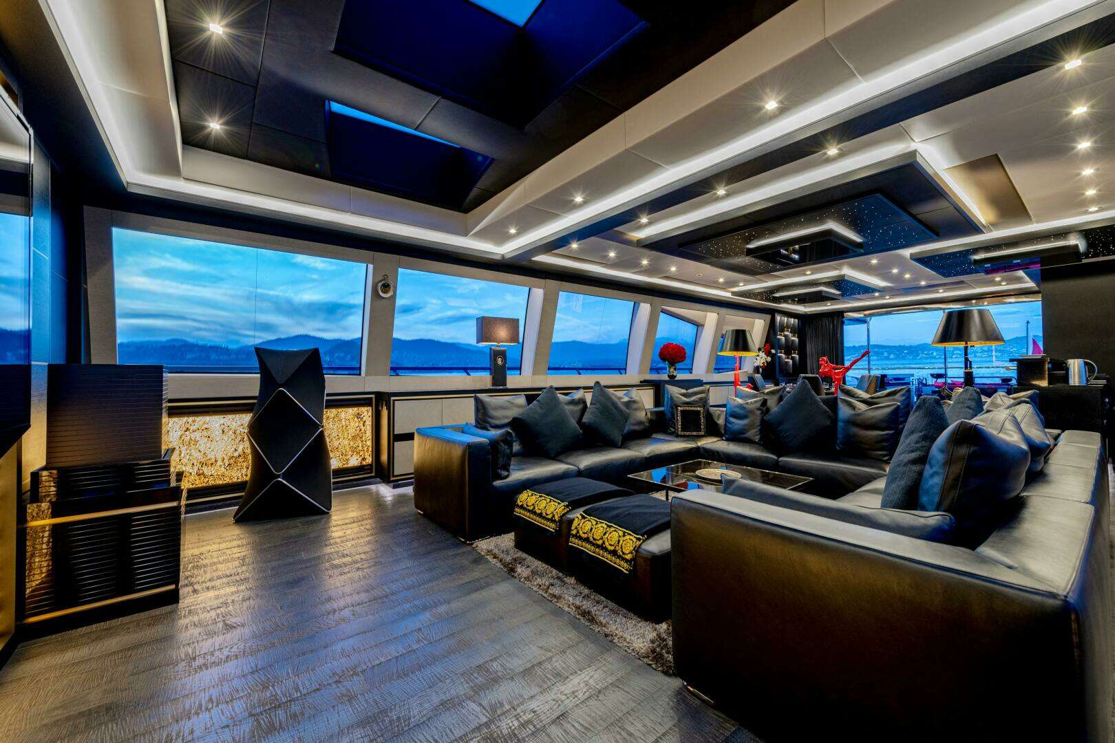 2017 Overmarine Mangusta 165 E - Image 20