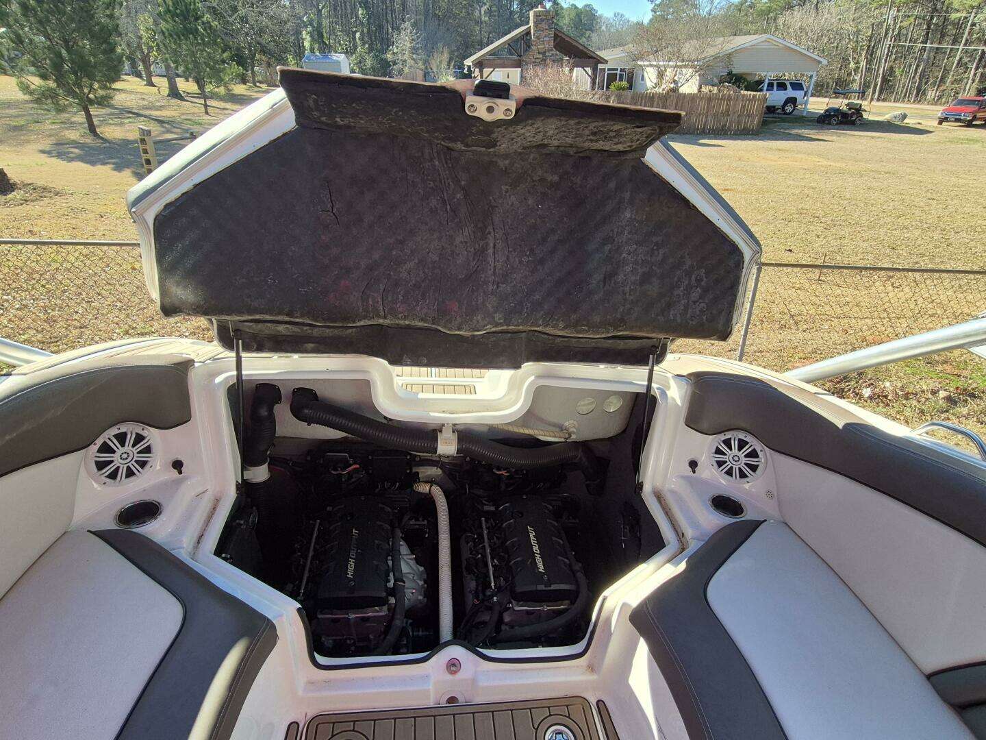 2011 Yamaha Boats 242 Limited S - Image 22