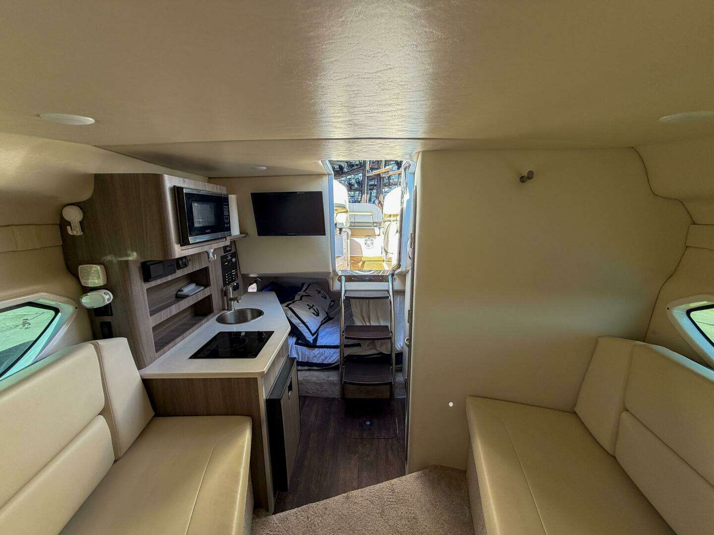 2020 Regal 26 Express - Image 7