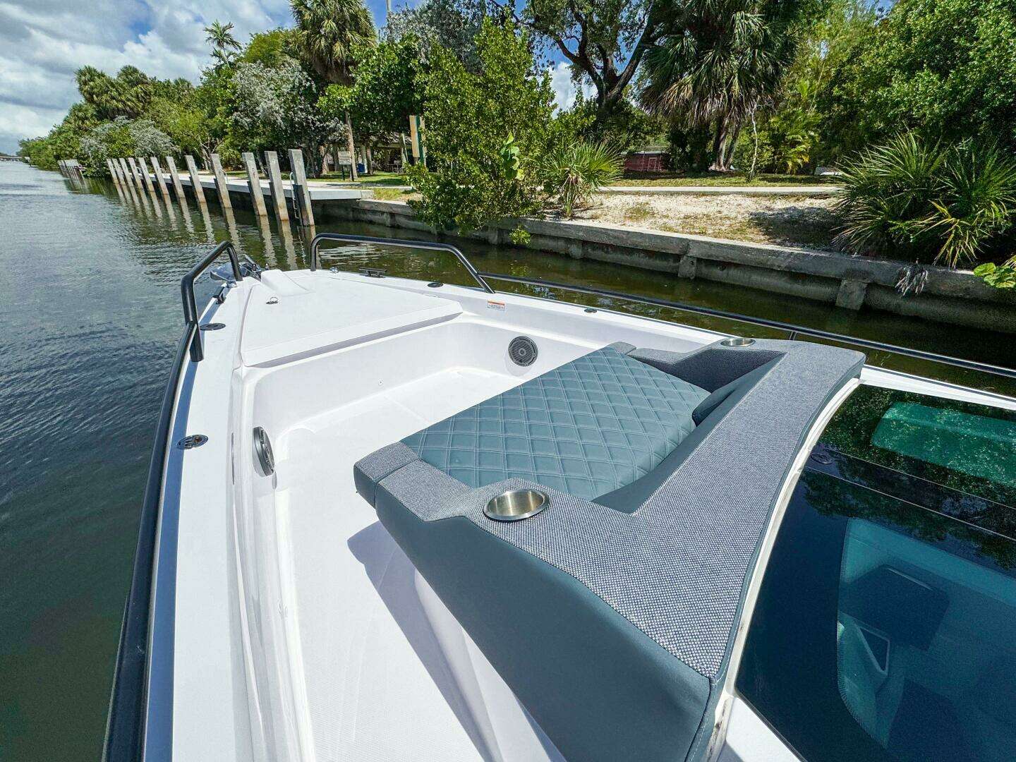 2024 Axopar 37 Sun Top - Image 7