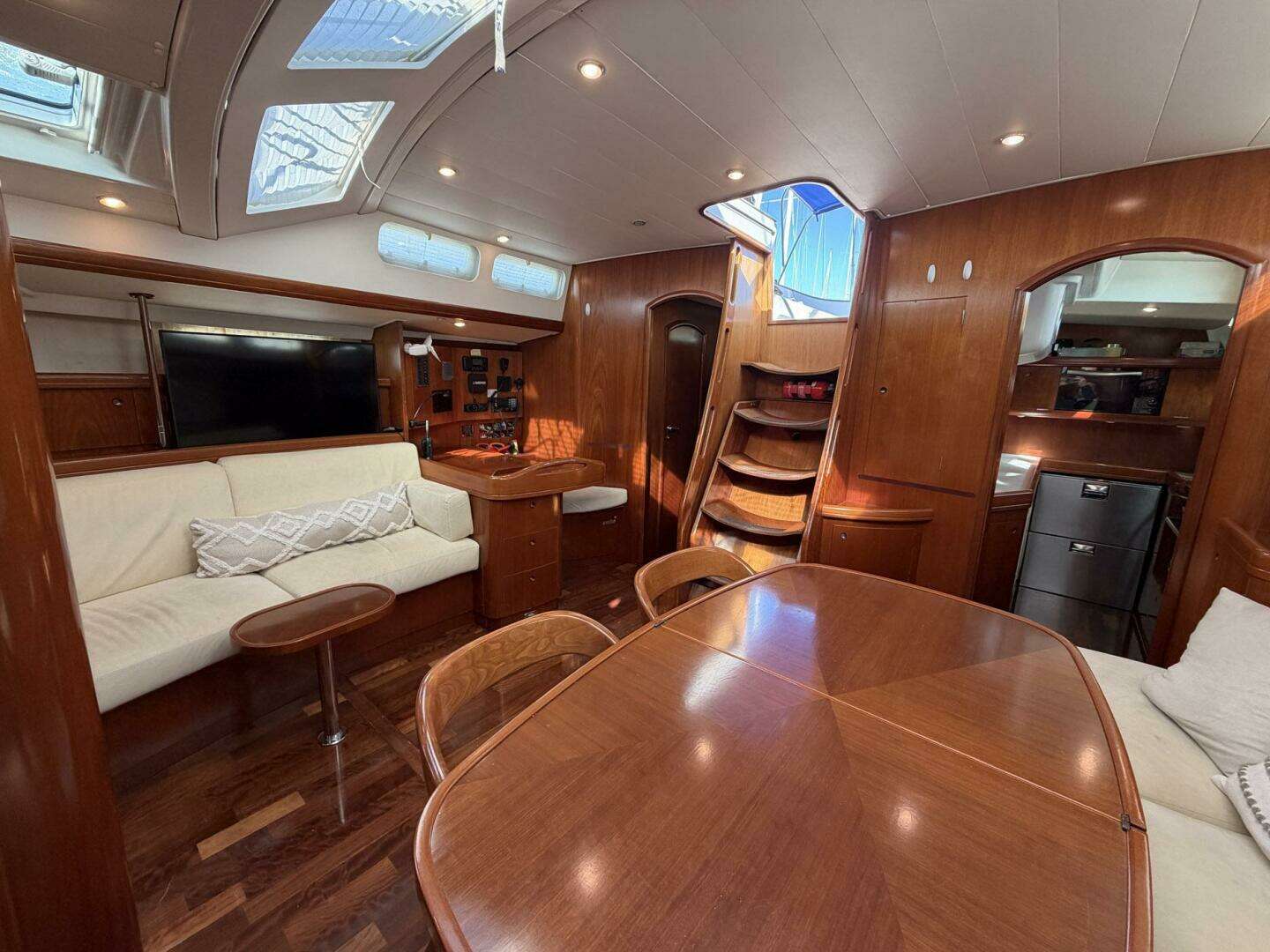 2004 Beneteau 57 Center Cockpit - Image 43