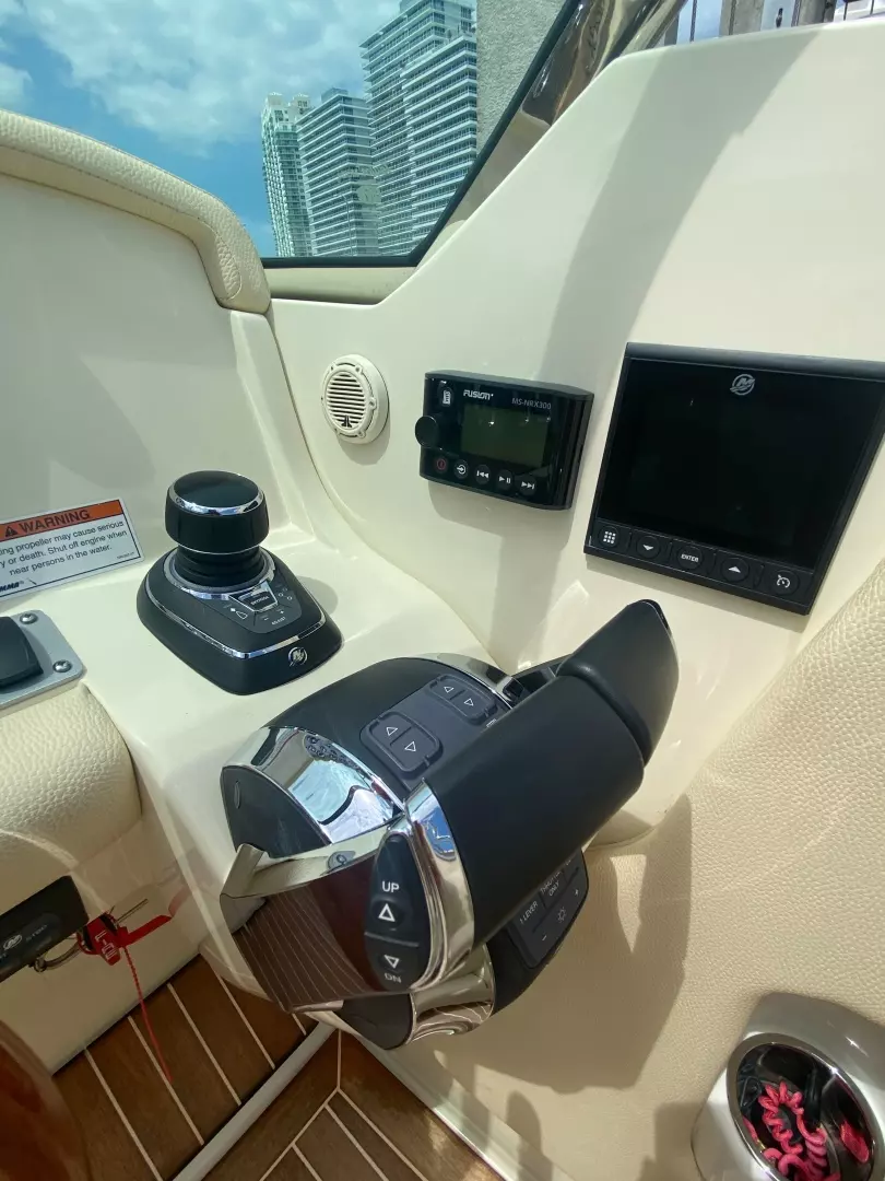 2018 Chris-Craft Corsair 34 - Image 17